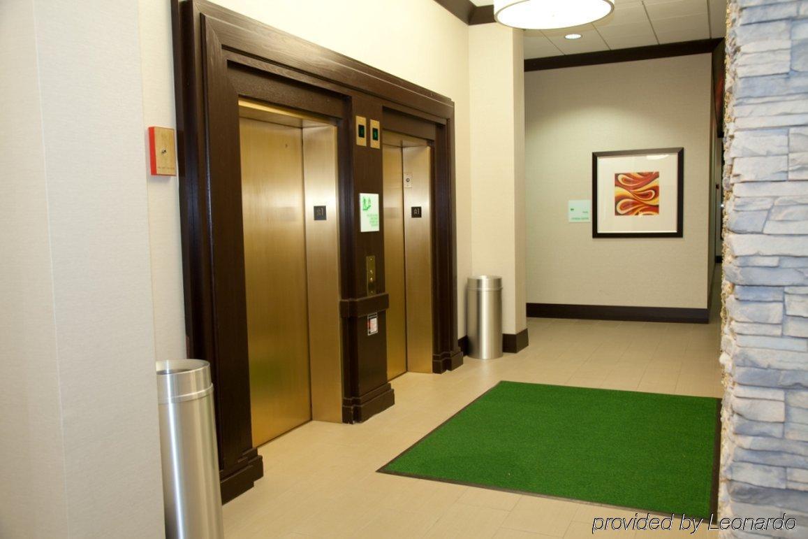 Holiday Inn Hotel & Suites Chicago Northwest - Elgin By Ihg Exterior foto